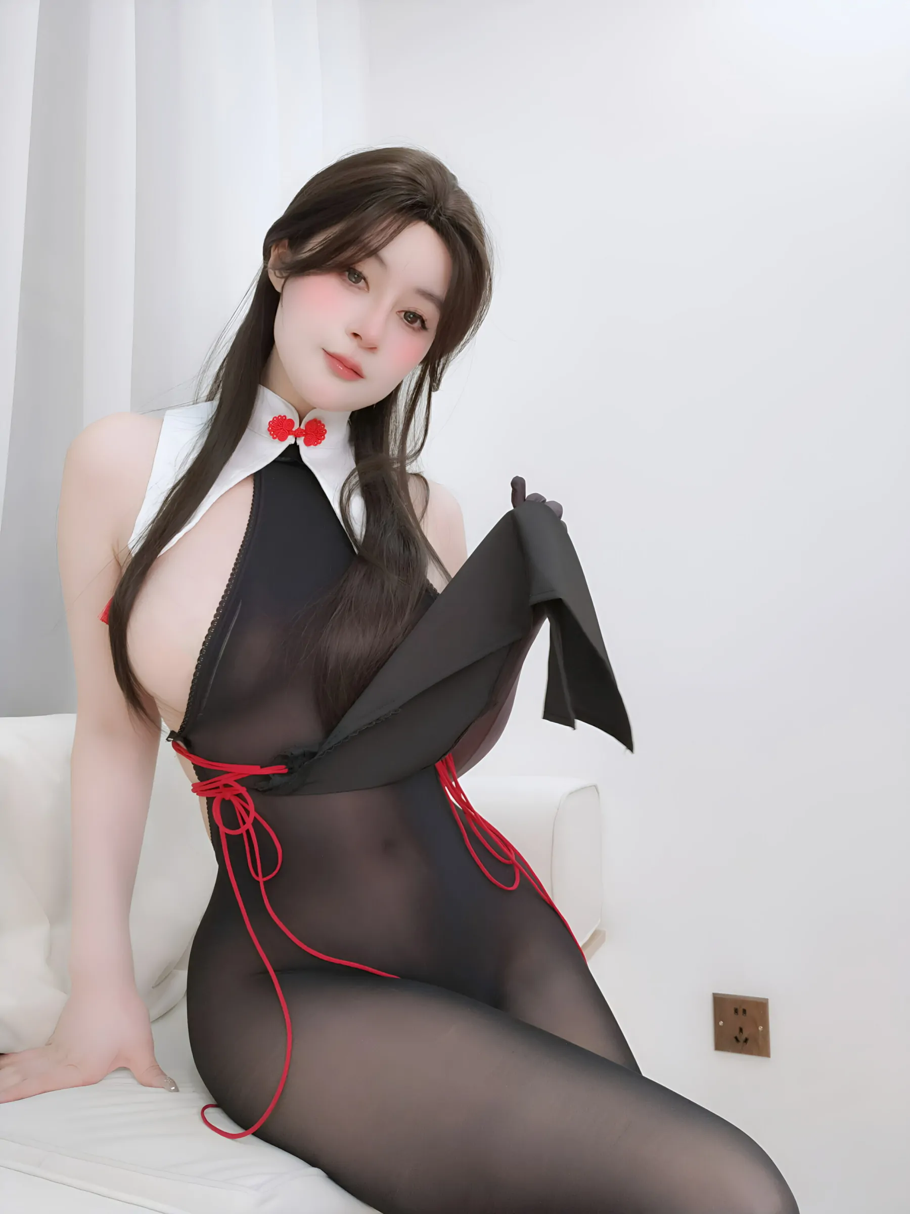 白银81 – 25年5月会员订阅 [100张]-渣男图社